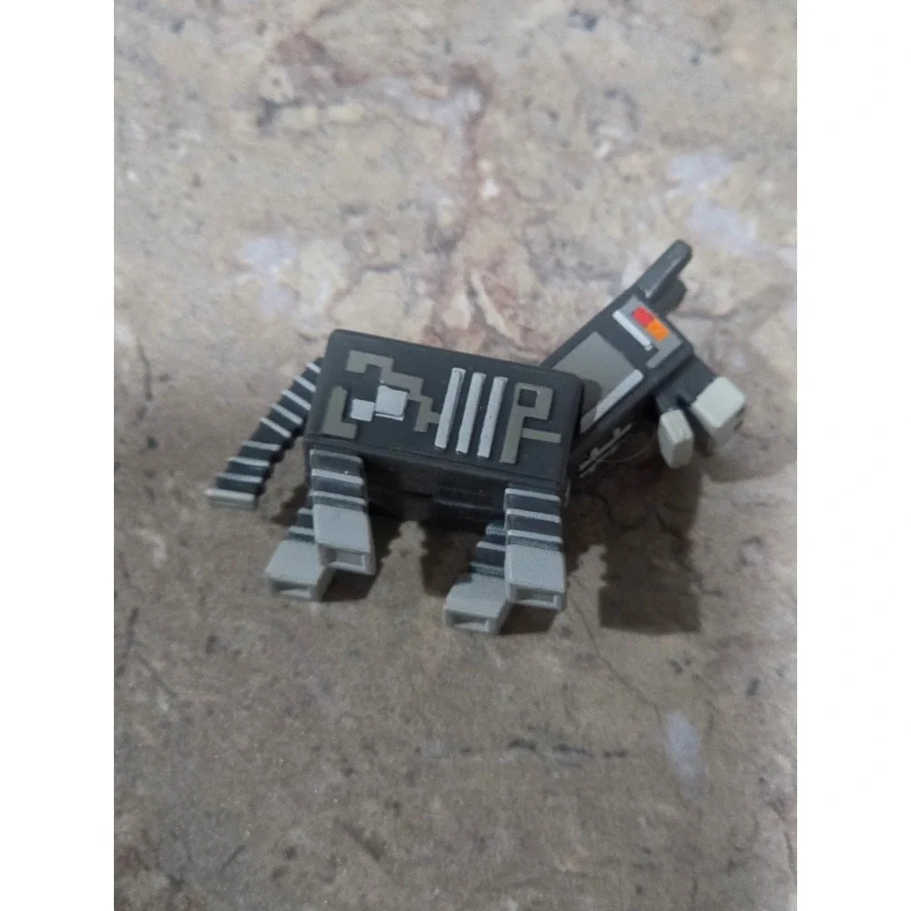 Minecraft Mini Figures Series 2 Skeleton Horse‎ Grey Collectible Toy 1 Inch